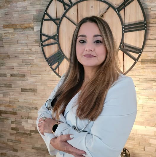Dr. Yazmin Castellon DVM